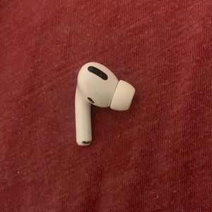 LEFT EAR AIRPOD PRO ONLY